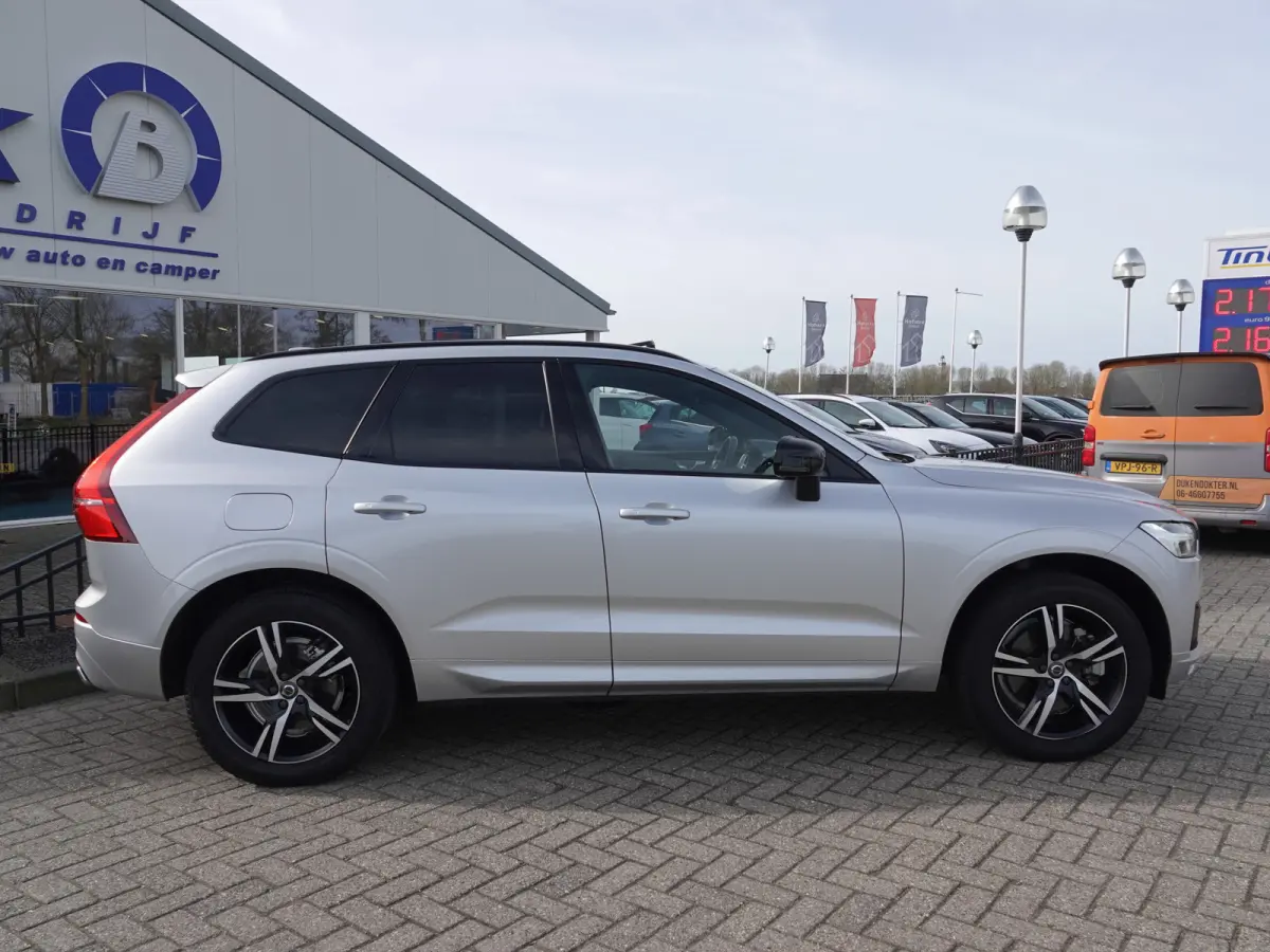 2.0 Recharge T6 AWD R-Design PANO | SPORTST. | MEMORY | PILOT + ACC
