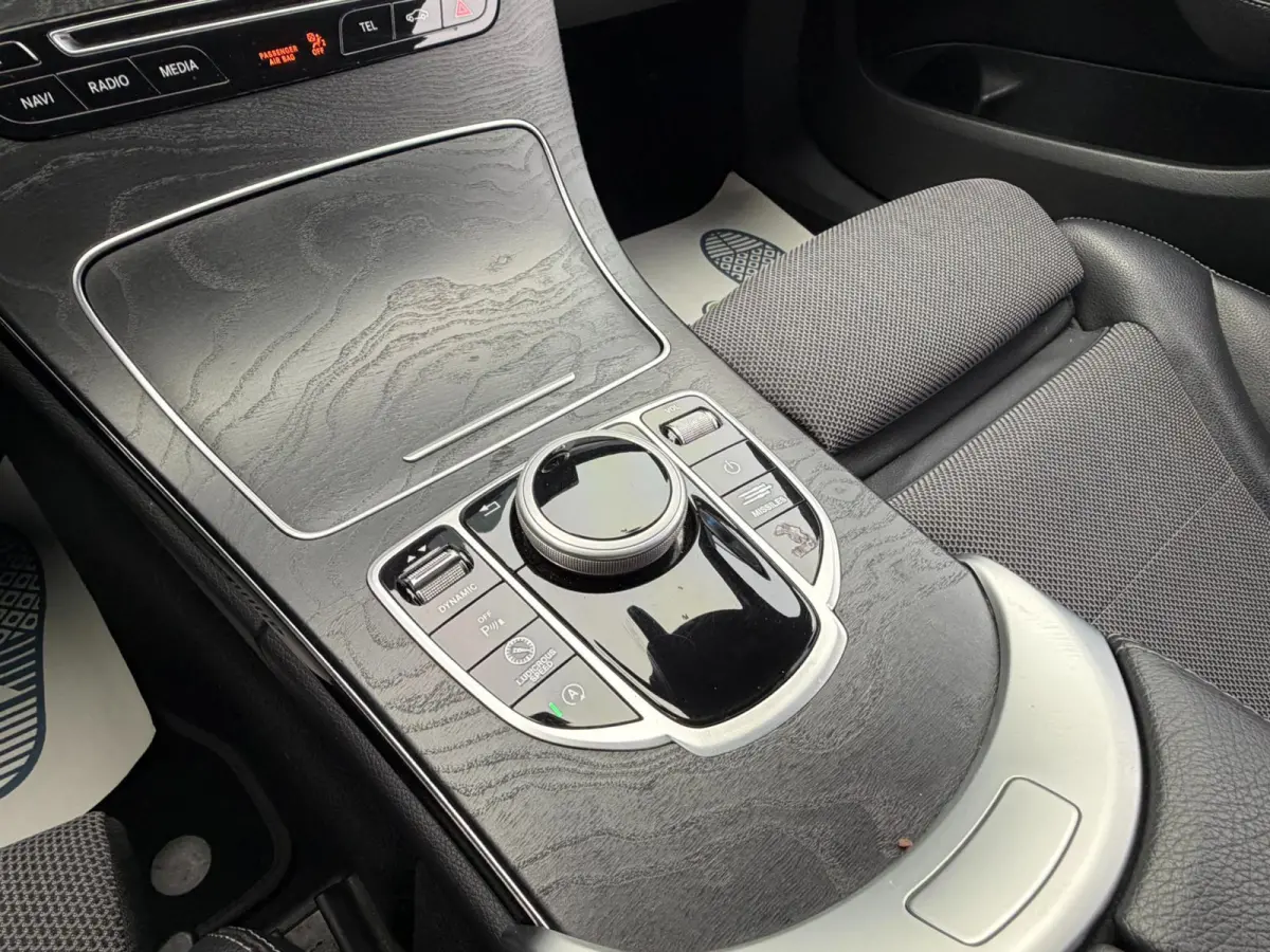 180 Sport Edition Premium Plus AMG-PAKKET