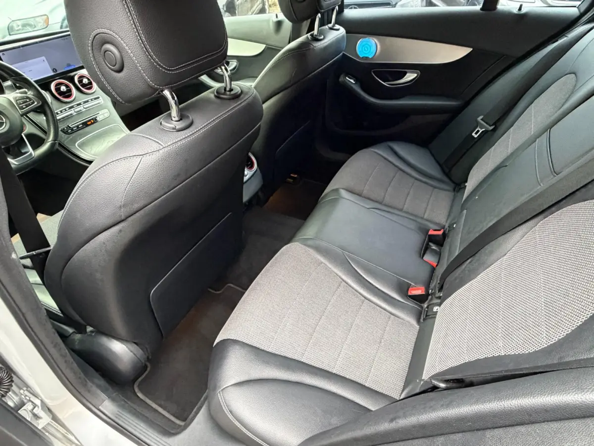 180 Sport Edition Premium Plus AMG-PAKKET