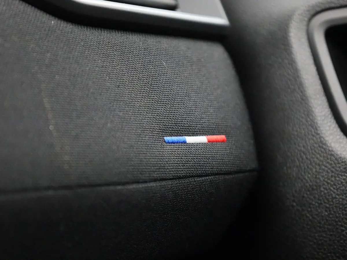 1.6 E-Tech Full Hybrid 145 esprit Alpine