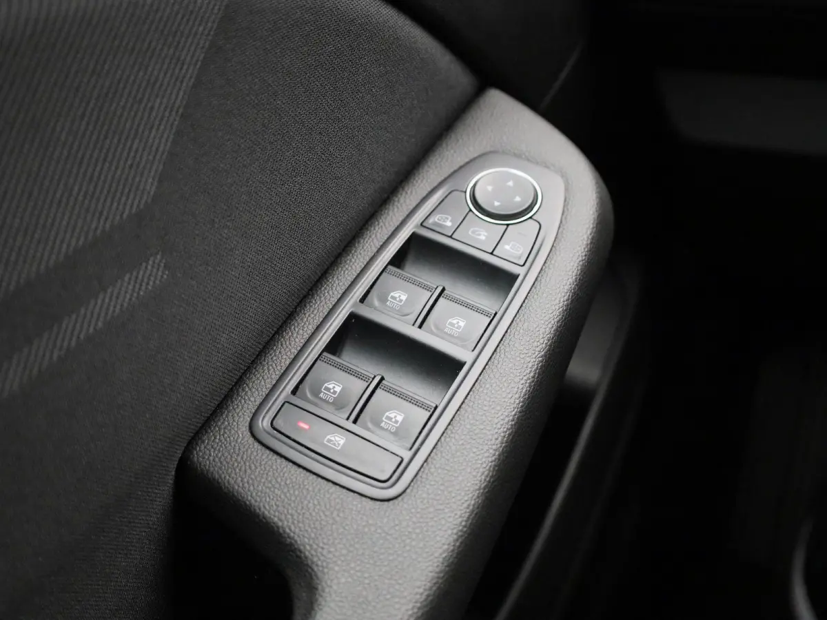 1.6 E-Tech Full Hybrid 145 esprit Alpine