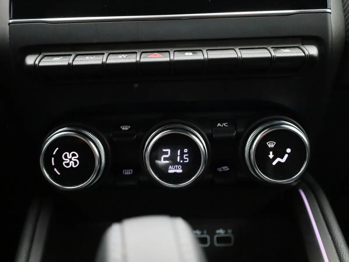 1.6 E-Tech Full Hybrid 145 esprit Alpine
