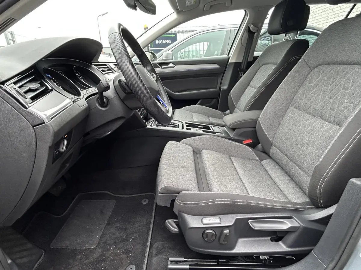 1.4 TSI PHEV GTE Business I CAMERA I FULL LED + MATRIX I PDC| SOH 96%