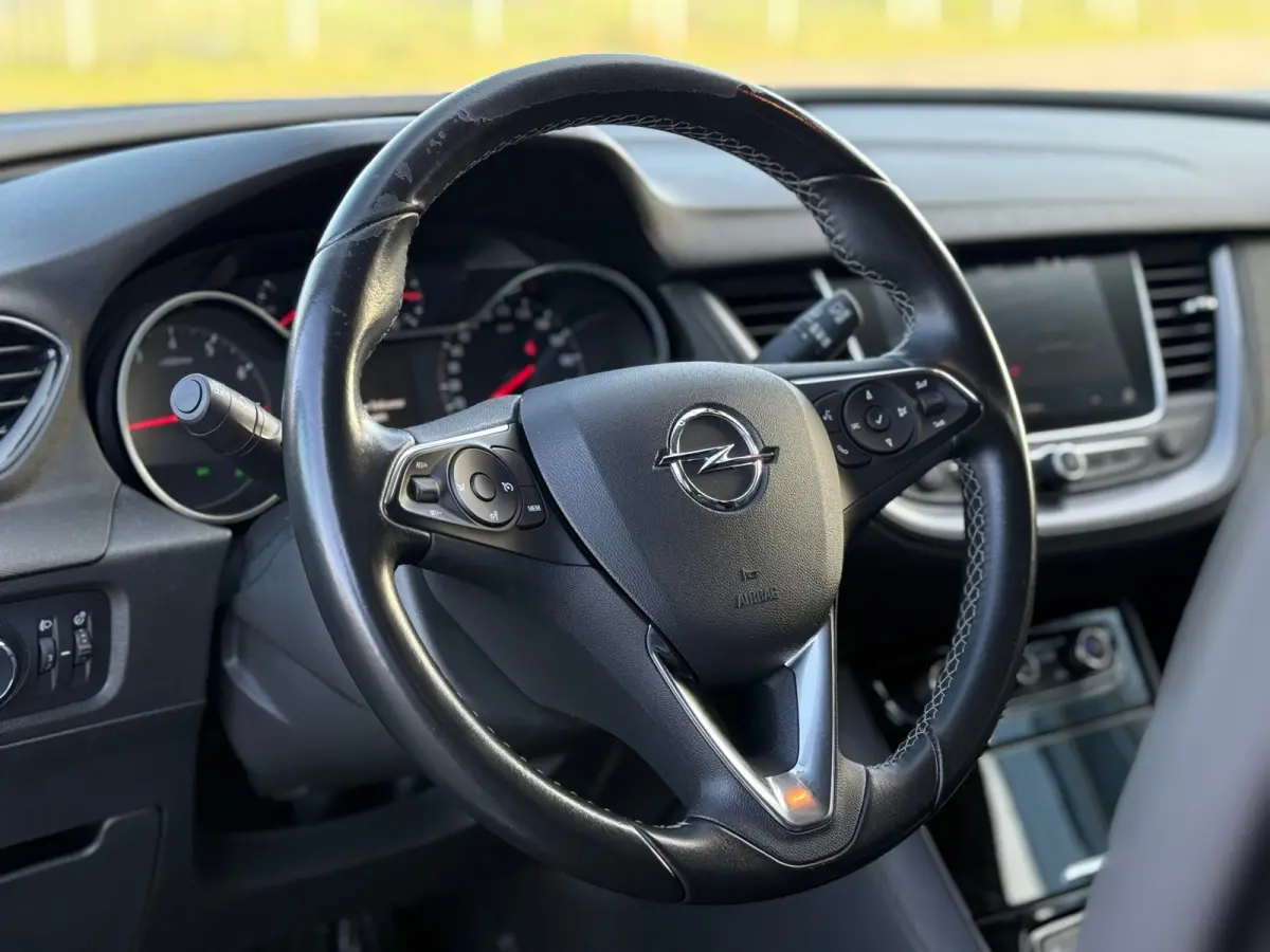 1.2 Turbo Business Executive - Moonstone Grey - 19''/Carplay/Electr.klep