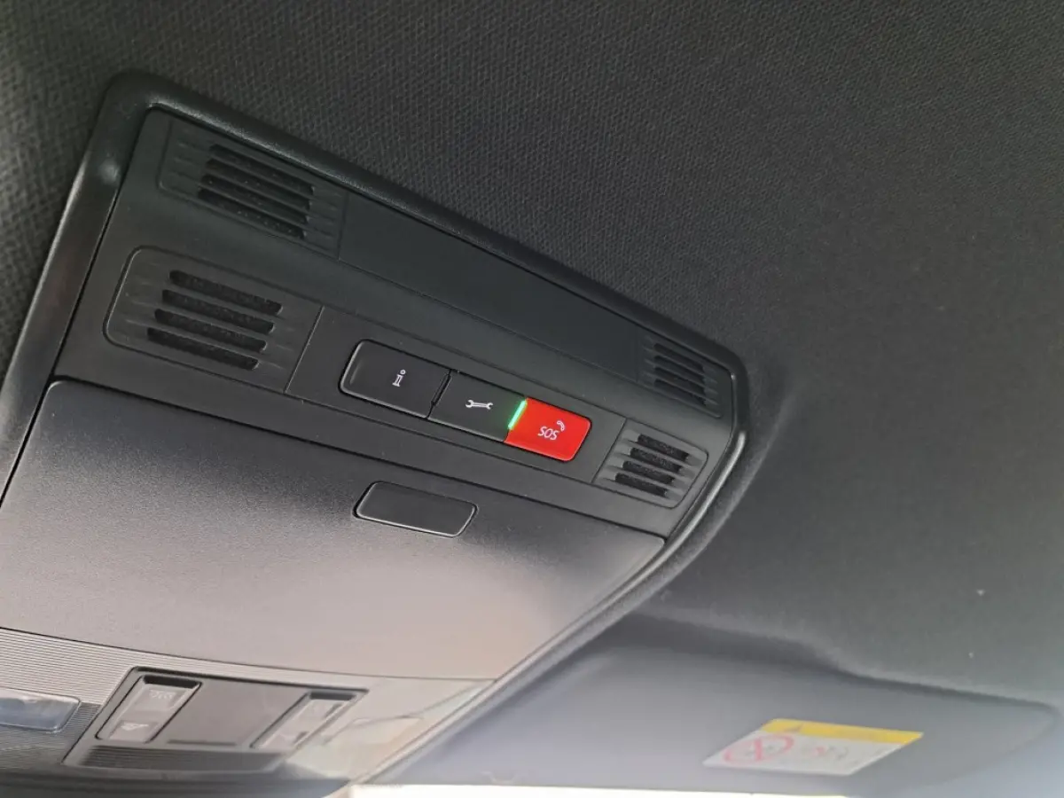 1.0 TSI 110 Pk Sport Business Clima Pdc 6 bak, Apple Carplay