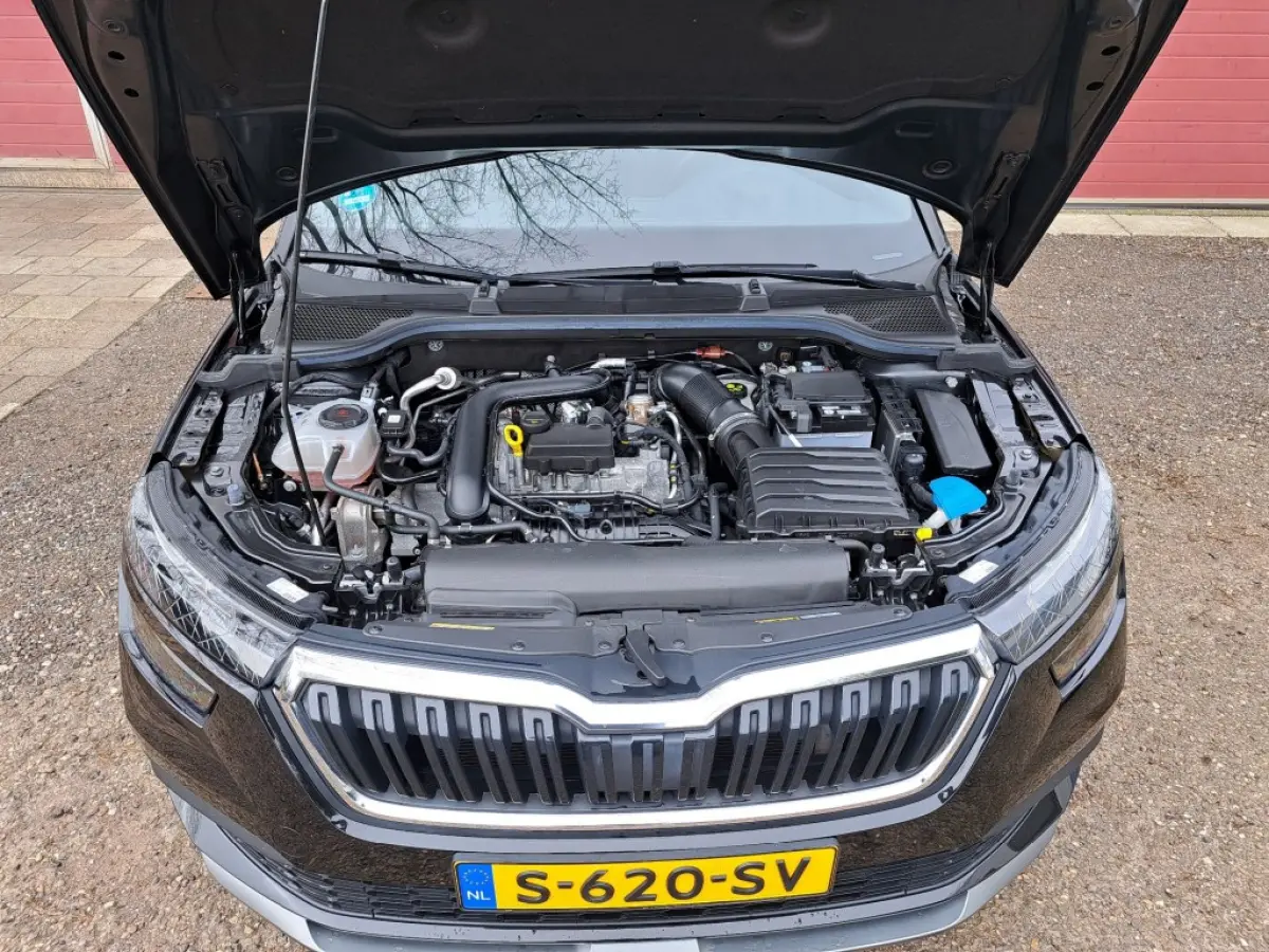 1.0 TSI 110 Pk Sport Business Clima Pdc 6 bak, Apple Carplay