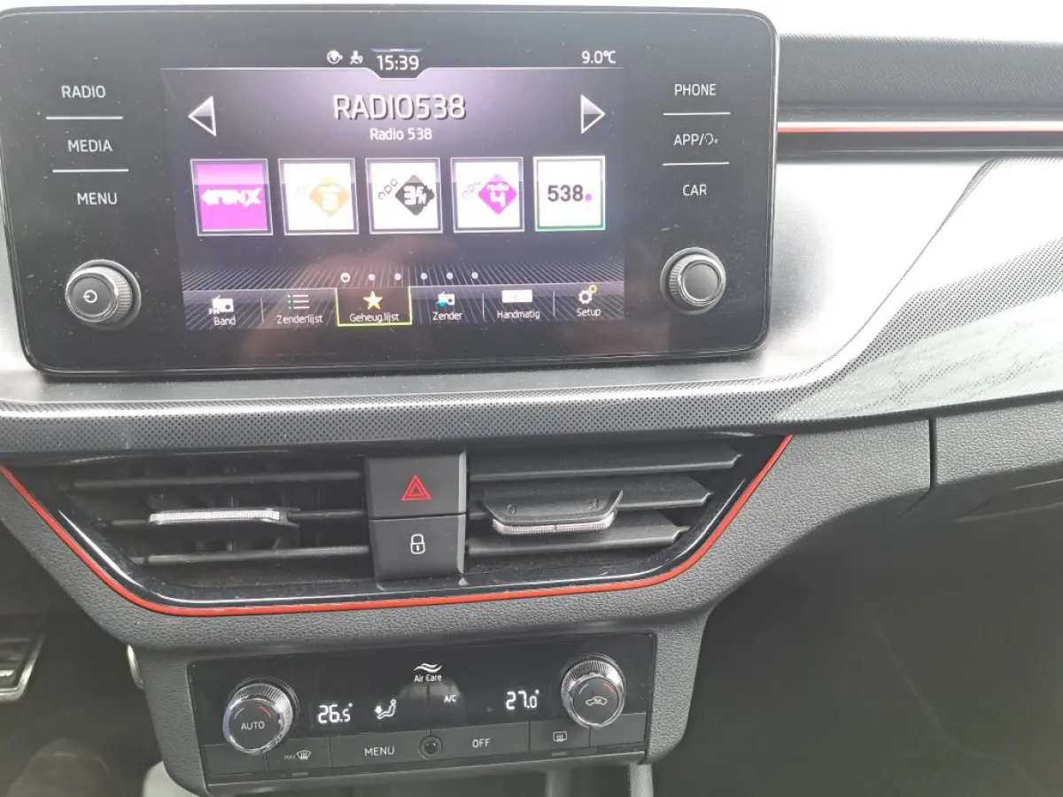 1.0 TSI 110 Pk Sport Business Clima Pdc 6 bak, Apple Carplay