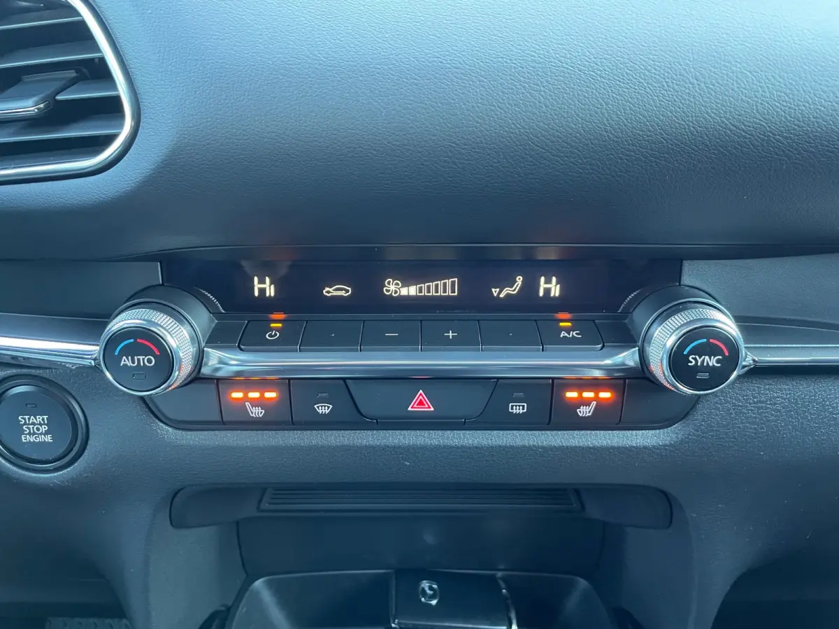 2.0 e-SkyActiv-X M Hybrid Sportive NL.Auto/186PK/Automaat/Bosé/Trekhaak/Climatronic/Carplay/1Ste Eigenaar