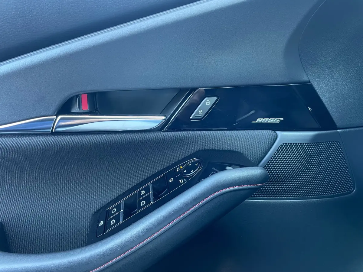 2.0 e-SkyActiv-X M Hybrid Sportive NL.Auto/186PK/Automaat/Bosé/Trekhaak/Climatronic/Carplay/1Ste Eigenaar