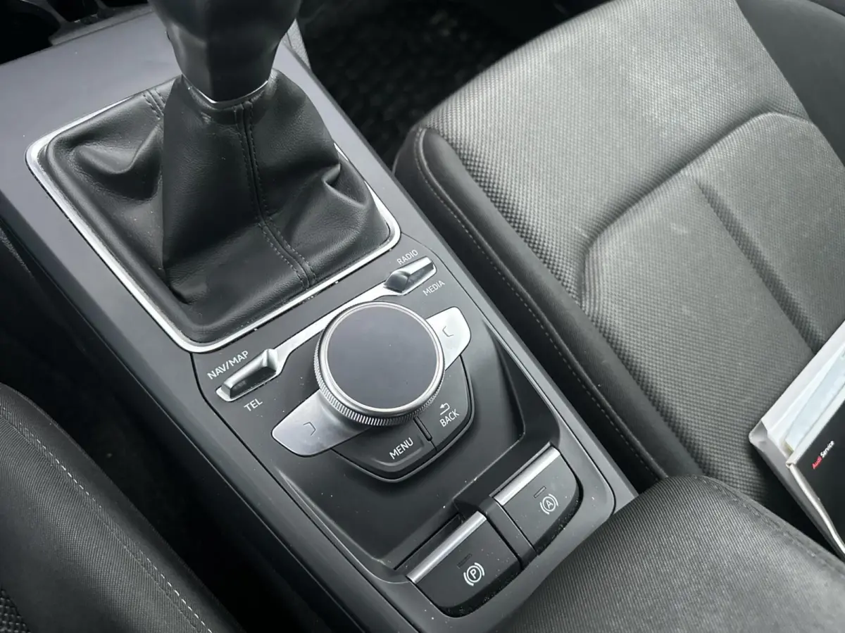 30 TFSI Advanced edition Adaptive CarPlay Camera