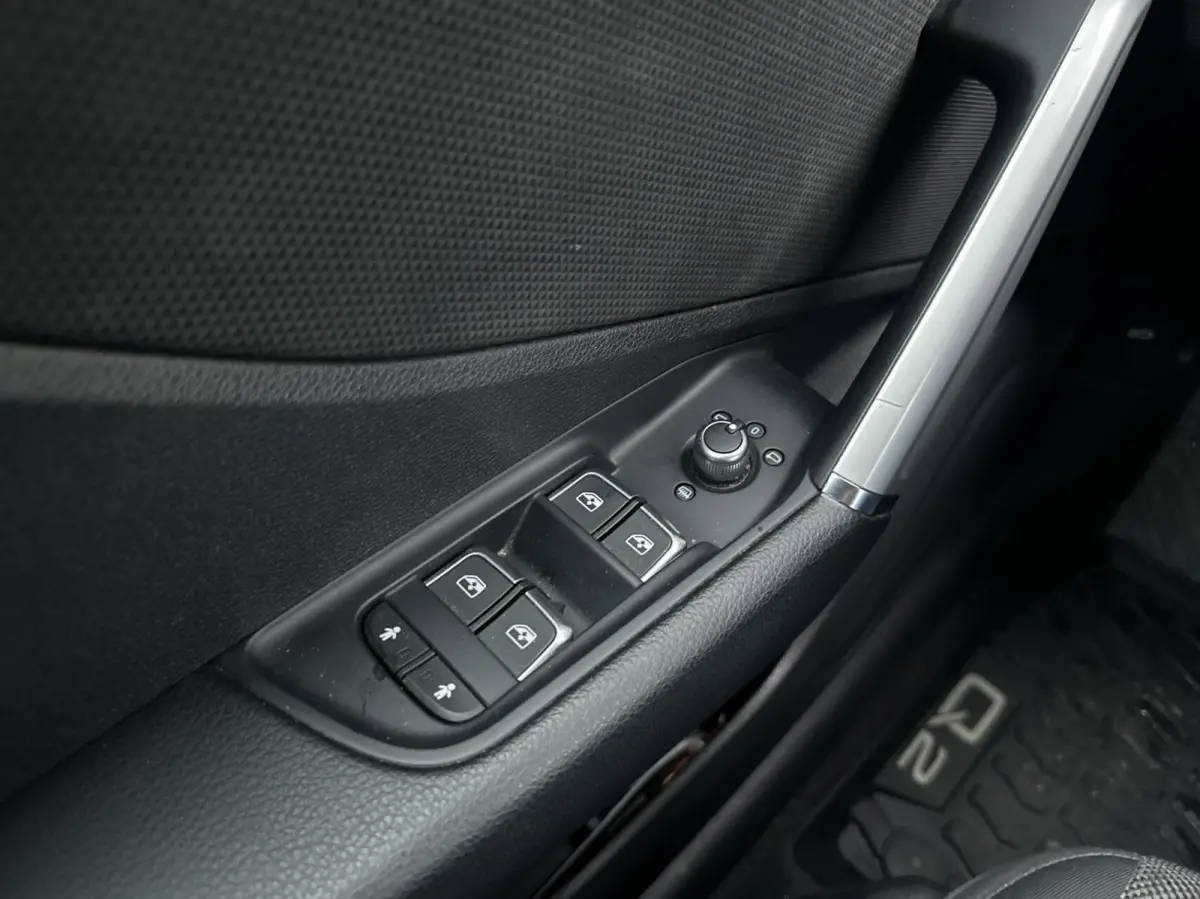30 TFSI Advanced edition Adaptive CarPlay Camera