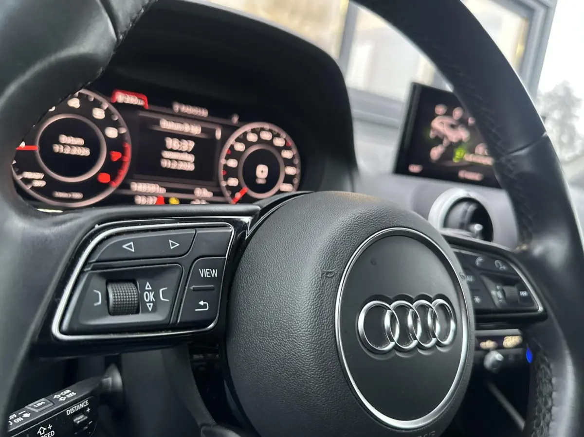 30 TFSI Advanced edition Adaptive CarPlay Camera