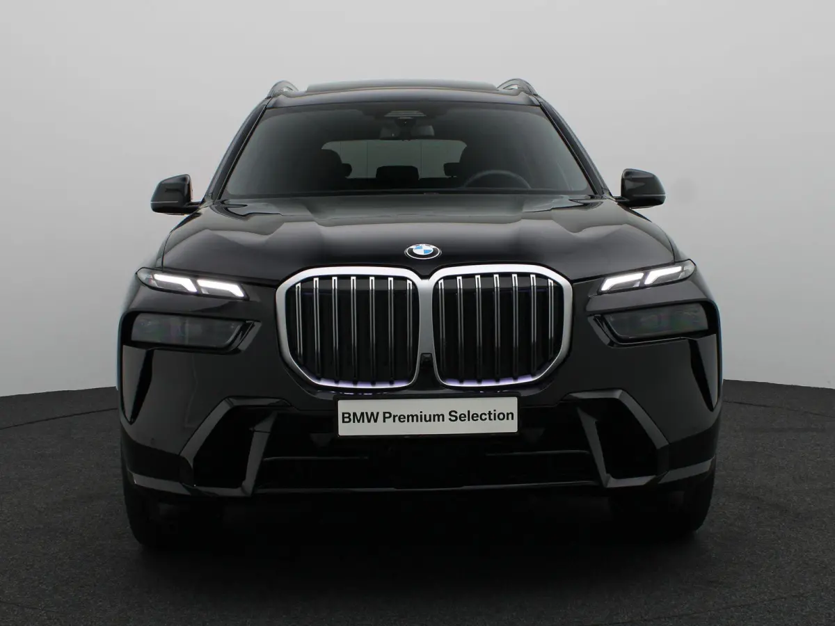xDrive40i M Sportpakket | Panoramadak Sky Lounge | Trekhaak | Harman/Kardon | Driving Assist Prof. |  23''