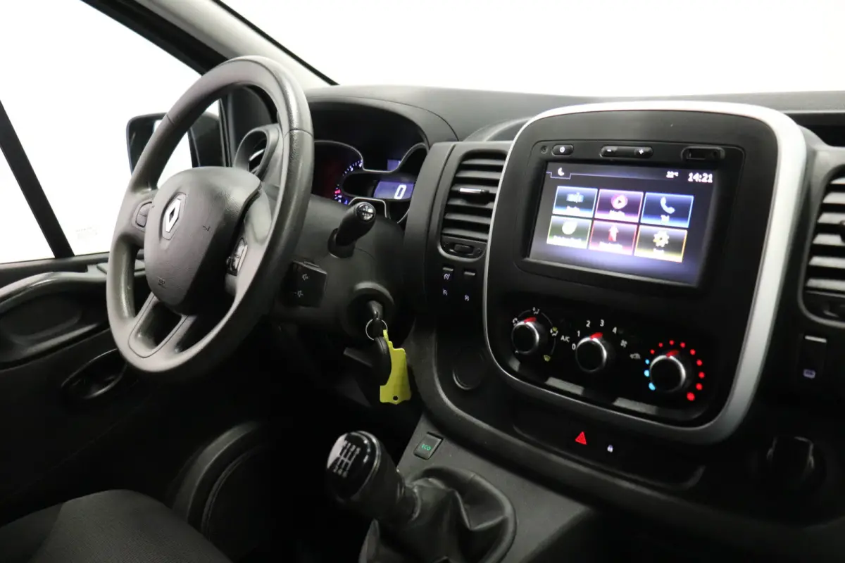 1.6 dCi L2 - EURO 6 - Airco - Navi - Cruise - €15.900,- Excl.