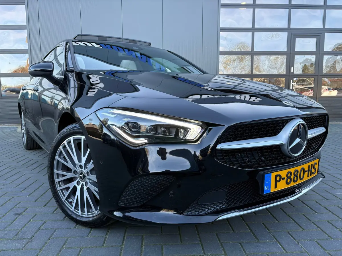250 e Business Solution Luxury Limited NL.Auto/Panoramadak/Widescreen/1Ste Eigenaar