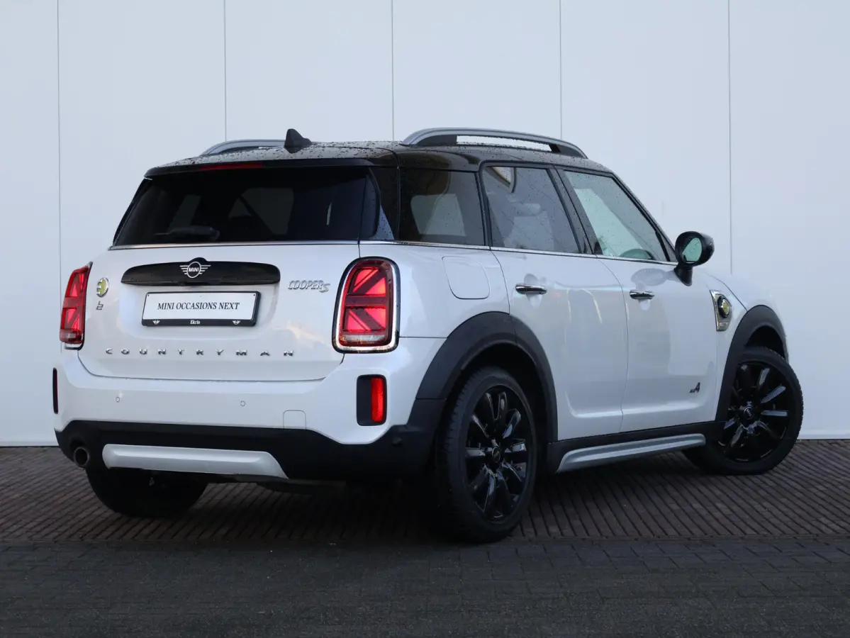 1.5 Cooper ALL4 Chili | SoH 93% | Comfort Access | Panoramadak | Achteruitrijcamera | Comfortstoelen | Harman-Kardon |