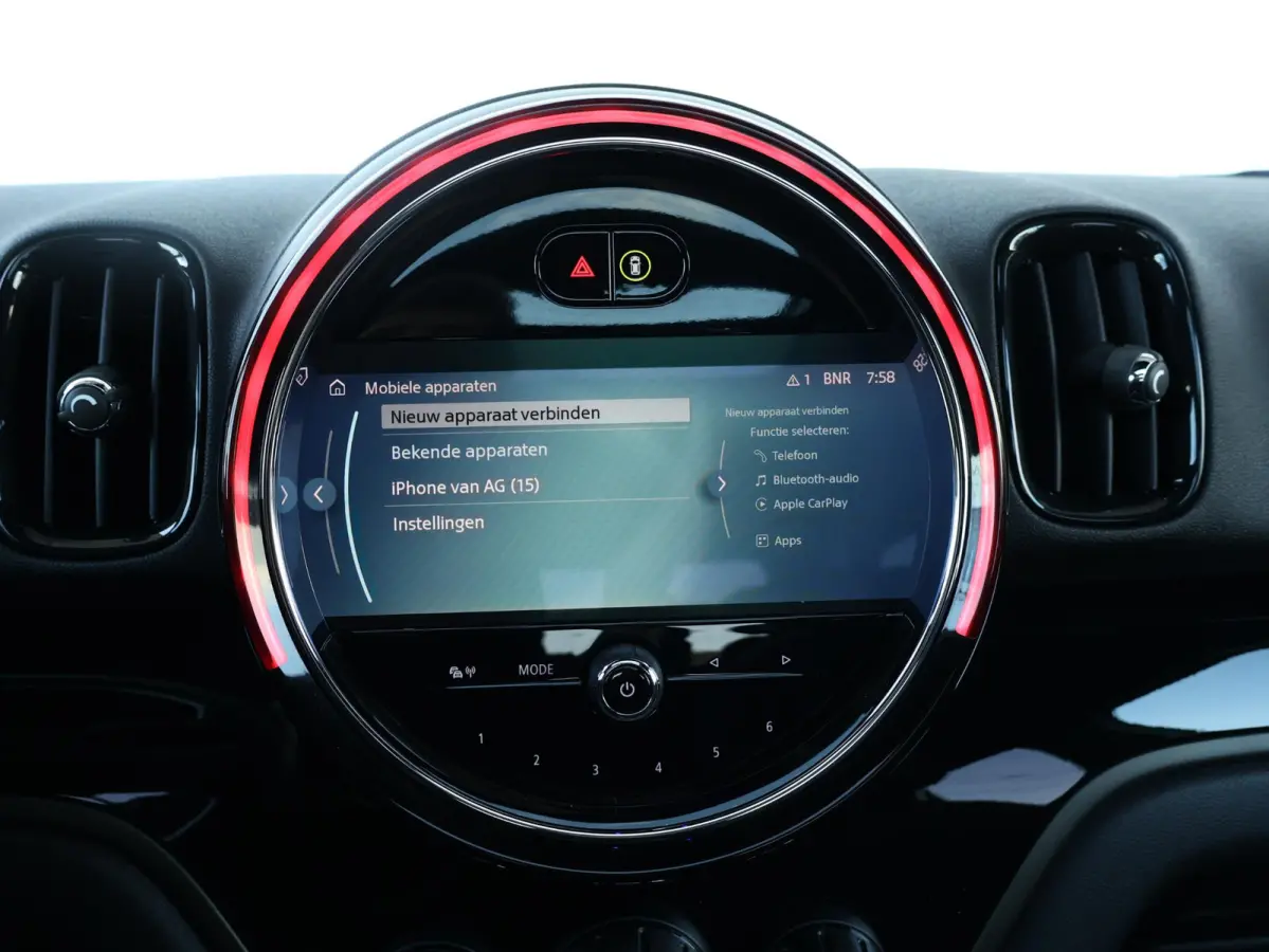 1.5 Cooper ALL4 Chili | SoH 93% | Comfort Access | Panoramadak | Achteruitrijcamera | Comfortstoelen | Harman-Kardon |