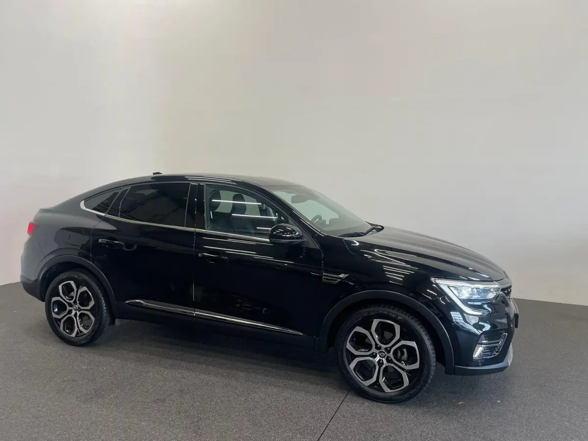1.6 E-Tech Hybrid 145pk Techno DEMO! Airco ECC Navi Carplay Full LED PDC VA + Camera Cruise Control Half Leder