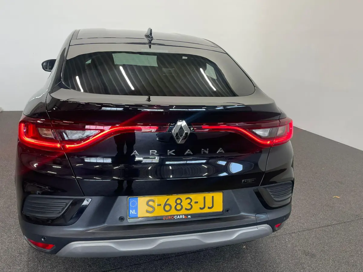 1.6 E-Tech Hybrid 145pk Techno DEMO! Airco ECC Navi Carplay Full LED PDC VA + Camera Cruise Control Half Leder