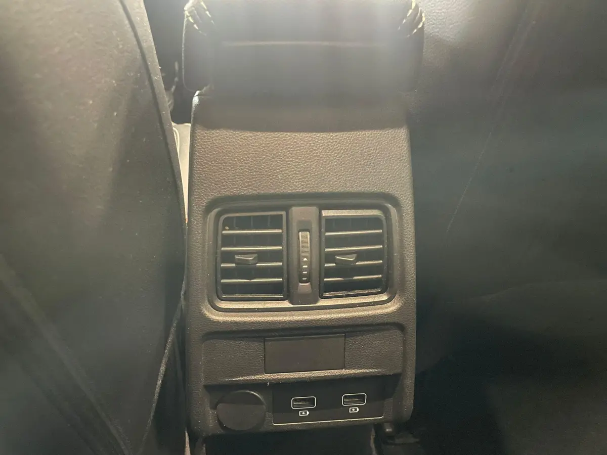 1.6 E-Tech Hybrid 145pk Techno DEMO! Airco ECC Navi Carplay Full LED PDC VA + Camera Cruise Control Half Leder
