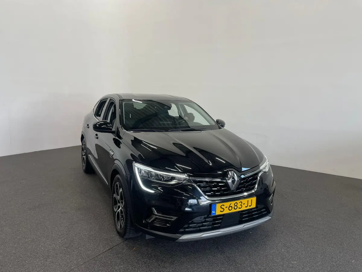 1.6 E-Tech Hybrid 145pk Techno DEMO! Airco ECC Navi Carplay Full LED PDC VA + Camera Cruise Control Half Leder