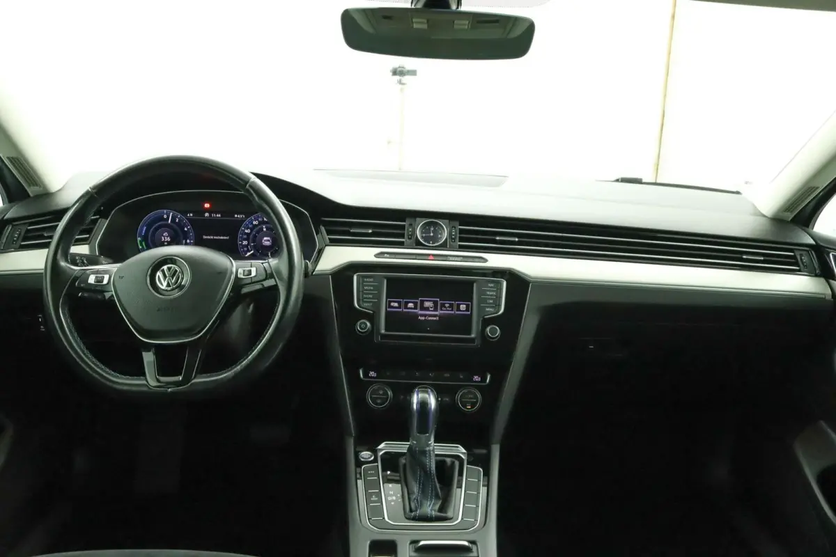 1.4 TSI GTE Airco Cruise Standkach