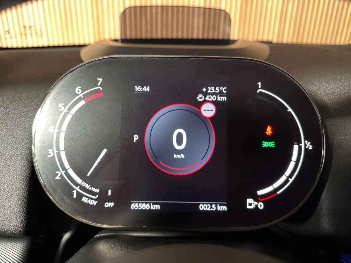 Mini 1.5 Cooper MINI Yours PANO|LEER|HUD|DAB|MEMORY|CRUISECONTROL|CARPLAY/ANDROID|19 INCH LMV