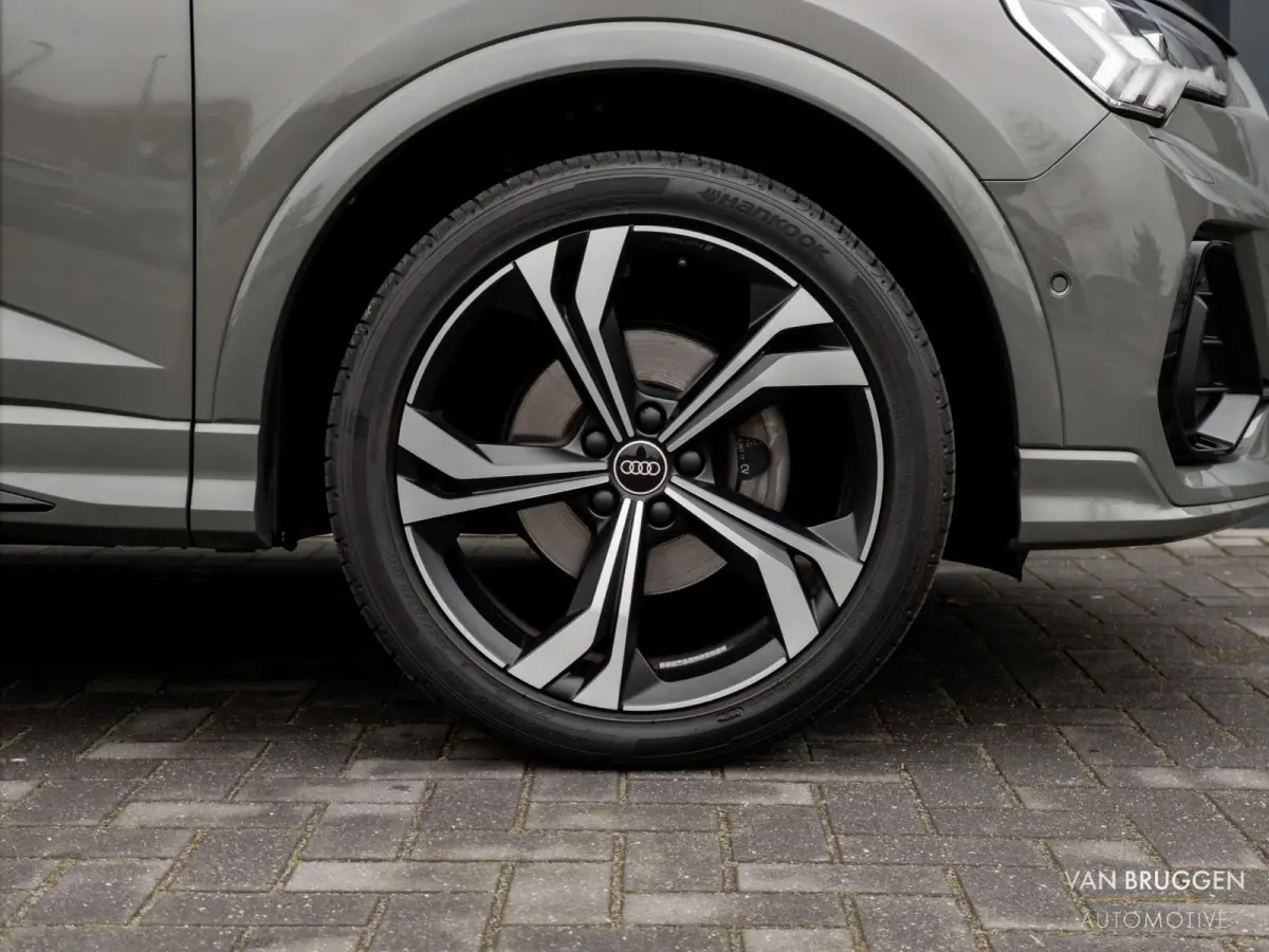 35 TFSI S-Line Pano B&O Camera Keyless Trekh ACC Chronos