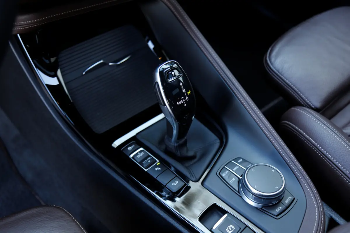 2.0i xDrive High Executive M-Sport*Perfect Onderh.*Pano/ACC/H&K/Leder/Stoelverw./HUD/Memorie/Rijstrook/LED/Camera/Parkeersens.V+A/19 inch LM*