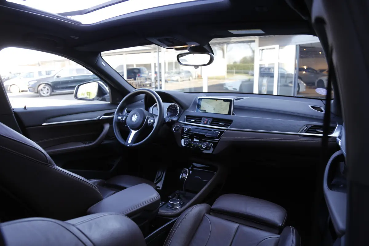2.0i xDrive High Executive M-Sport*Perfect Onderh.*Pano/ACC/H&K/Leder/Stoelverw./HUD/Memorie/Rijstrook/LED/Camera/Parkeersens.V+A/19 inch LM*