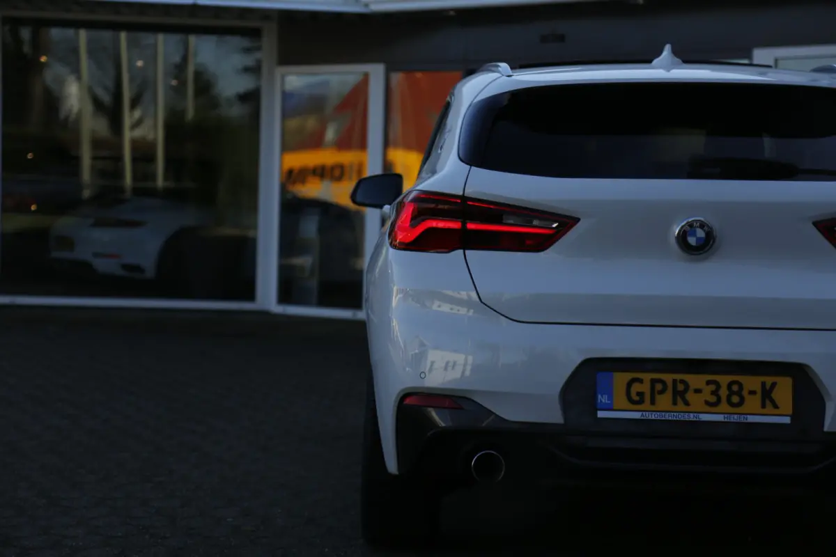 2.0i xDrive High Executive M-Sport*Perfect Onderh.*Pano/ACC/H&K/Leder/Stoelverw./HUD/Memorie/Rijstrook/LED/Camera/Parkeersens.V+A/19 inch LM*