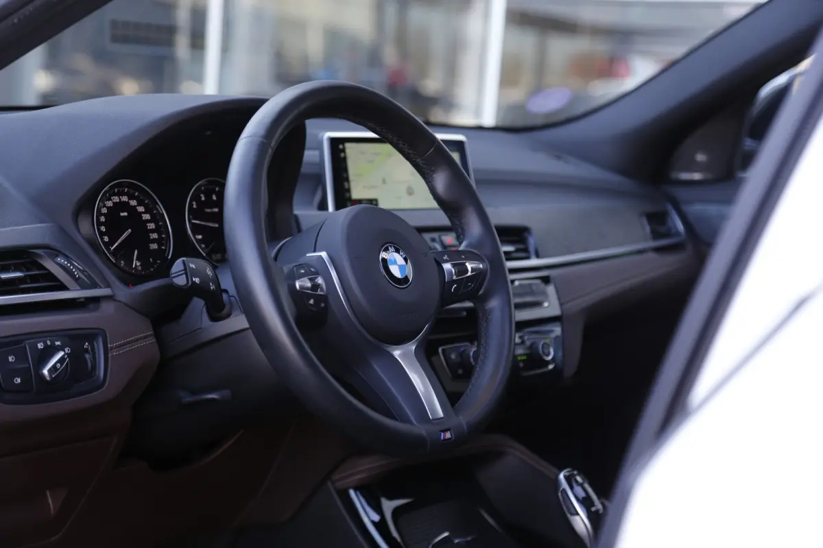 2.0i xDrive High Executive M-Sport*Perfect Onderh.*Pano/ACC/H&K/Leder/Stoelverw./HUD/Memorie/Rijstrook/LED/Camera/Parkeersens.V+A/19 inch LM*