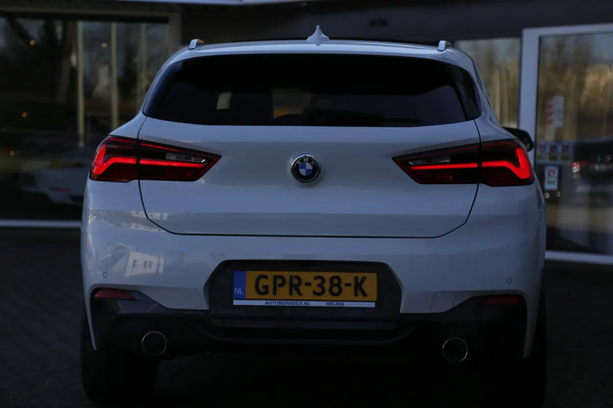 2.0i xDrive High Executive M-Sport*Perfect Onderh.*Pano/ACC/H&K/Leder/Stoelverw./HUD/Memorie/Rijstrook/LED/Camera/Parkeersens.V+A/19 inch LM*