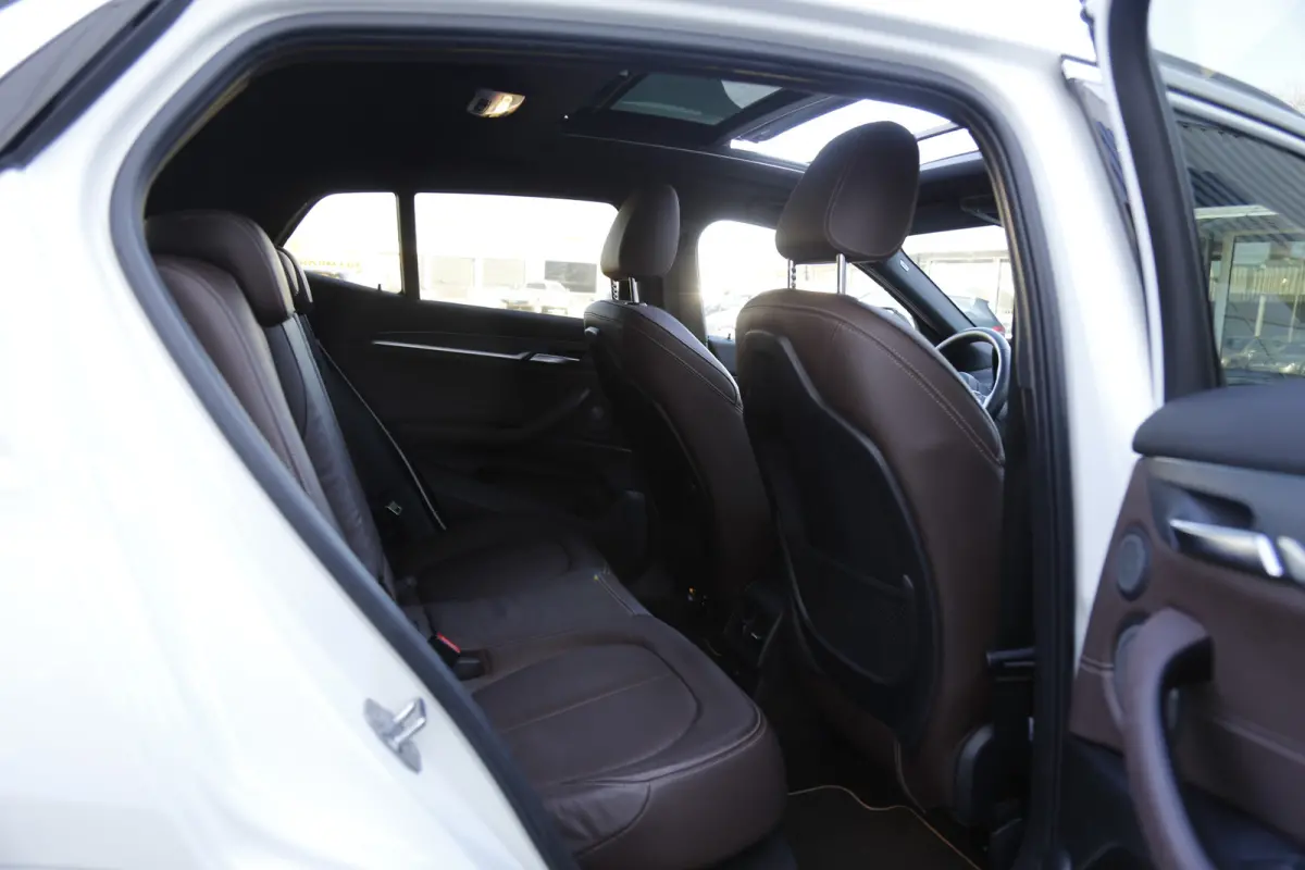 2.0i xDrive High Executive M-Sport*Perfect Onderh.*Pano/ACC/H&K/Leder/Stoelverw./HUD/Memorie/Rijstrook/LED/Camera/Parkeersens.V+A/19 inch LM*