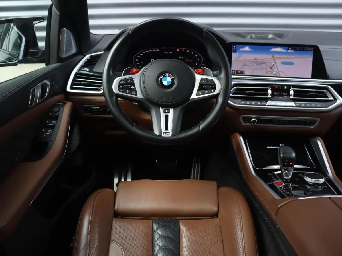 M Competition | Bowers & Wilkins | Driving Assistant Prof. | Panodak | Drivers Package | Parking Assistant Plus | Soft Close | Carbon | 21'' & 22'' LMV |