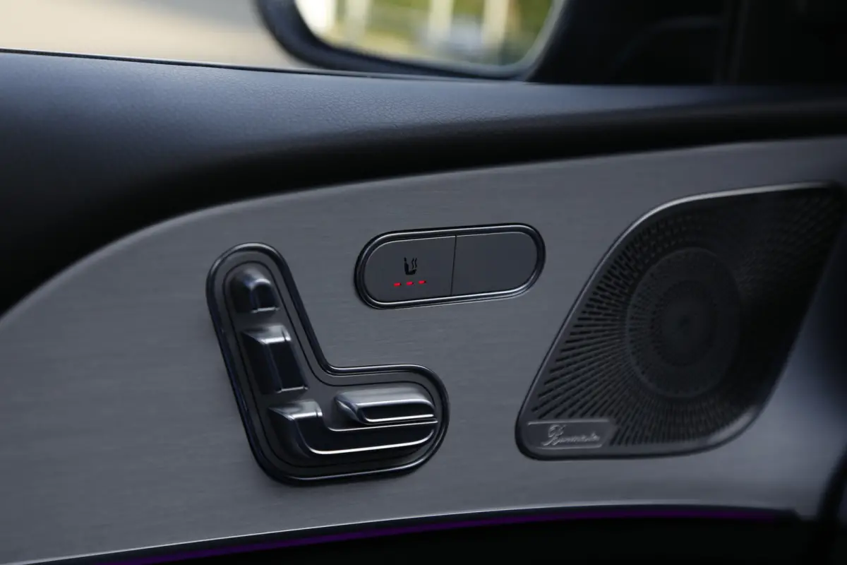 350 e Plug in hybride 4MATIC AMG*Perfect MB Onderh.*Pano/Elek. Trekhaak/Burmester/ACC met stuurhulp/Sfeer/Apple Carplay-Android/Dodehoek/VOL*