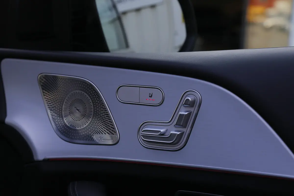350 e Plug in hybride 4MATIC AMG*Perfect MB Onderh.*Pano/Elek. Trekhaak/Burmester/ACC met stuurhulp/Sfeer/Apple Carplay-Android/Dodehoek/VOL*