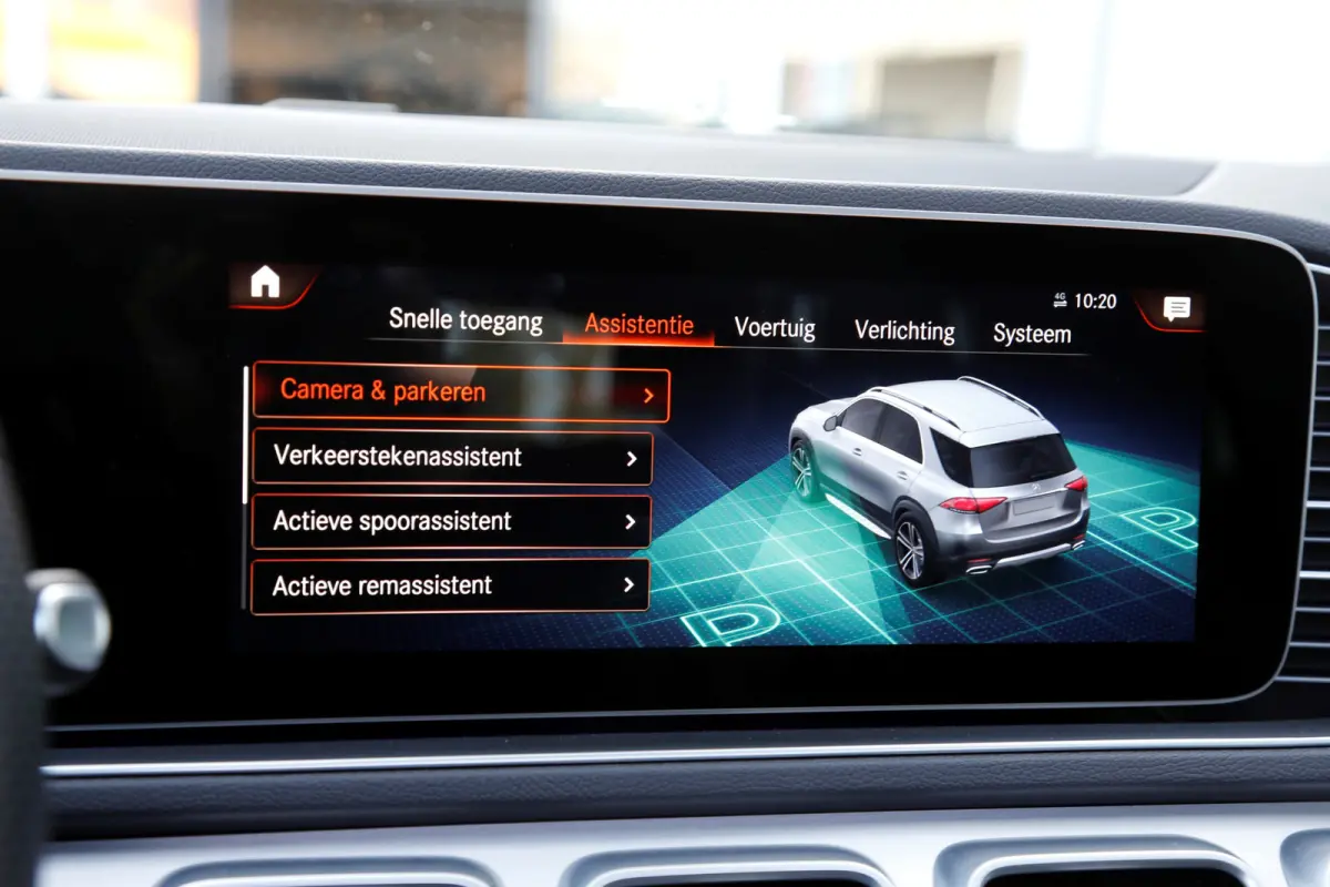 350 e Plug in hybride 4MATIC AMG*Perfect MB Onderh.*Pano/Elek. Trekhaak/Burmester/ACC met stuurhulp/Sfeer/Apple Carplay-Android/Dodehoek/VOL*