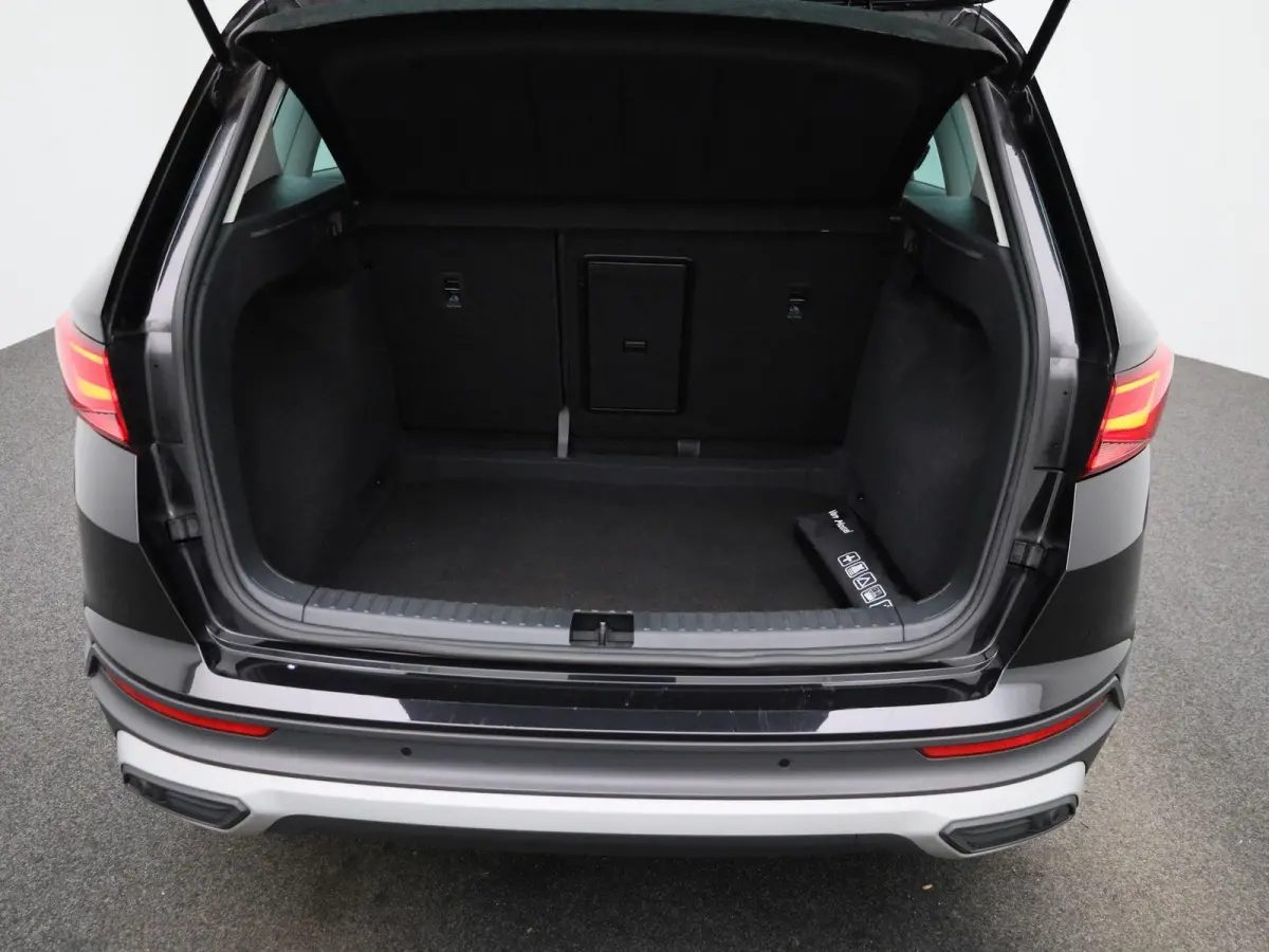 1.5 TSI Style Business Intense | Panoramadak | Trekhaak | Navigatie | Apple Carplay / Android Auto | Achteruitrijcamera | Cruise Control | Climate Control | Lichtmetalen Velgen |