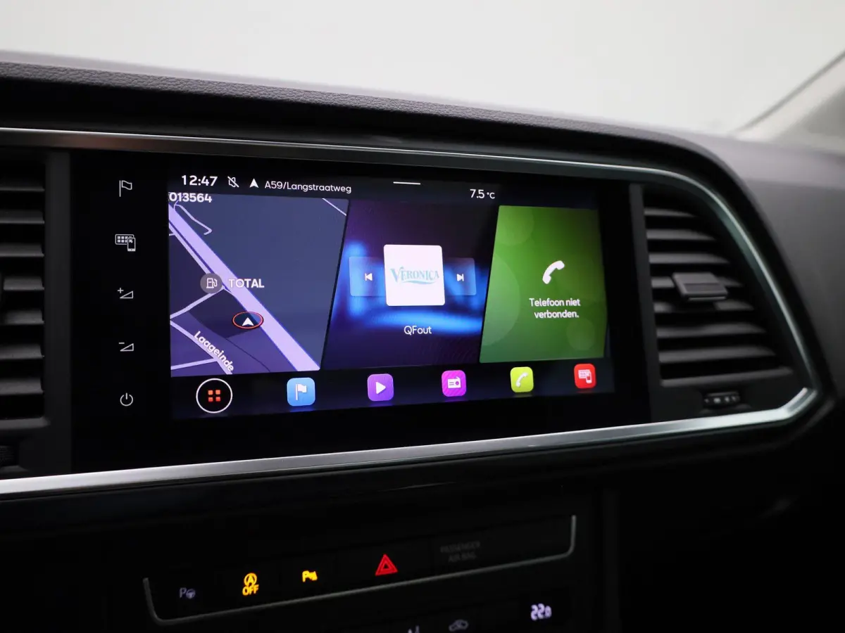 1.5 TSI Style Business Intense | Panoramadak | Trekhaak | Navigatie | Apple Carplay / Android Auto | Achteruitrijcamera | Cruise Control | Climate Control | Lichtmetalen Velgen |