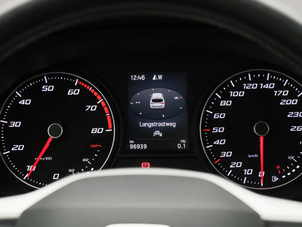 1.5 TSI Style Business Intense | Panoramadak | Trekhaak | Navigatie | Apple Carplay / Android Auto | Achteruitrijcamera | Cruise Control | Climate Control | Lichtmetalen Velgen |