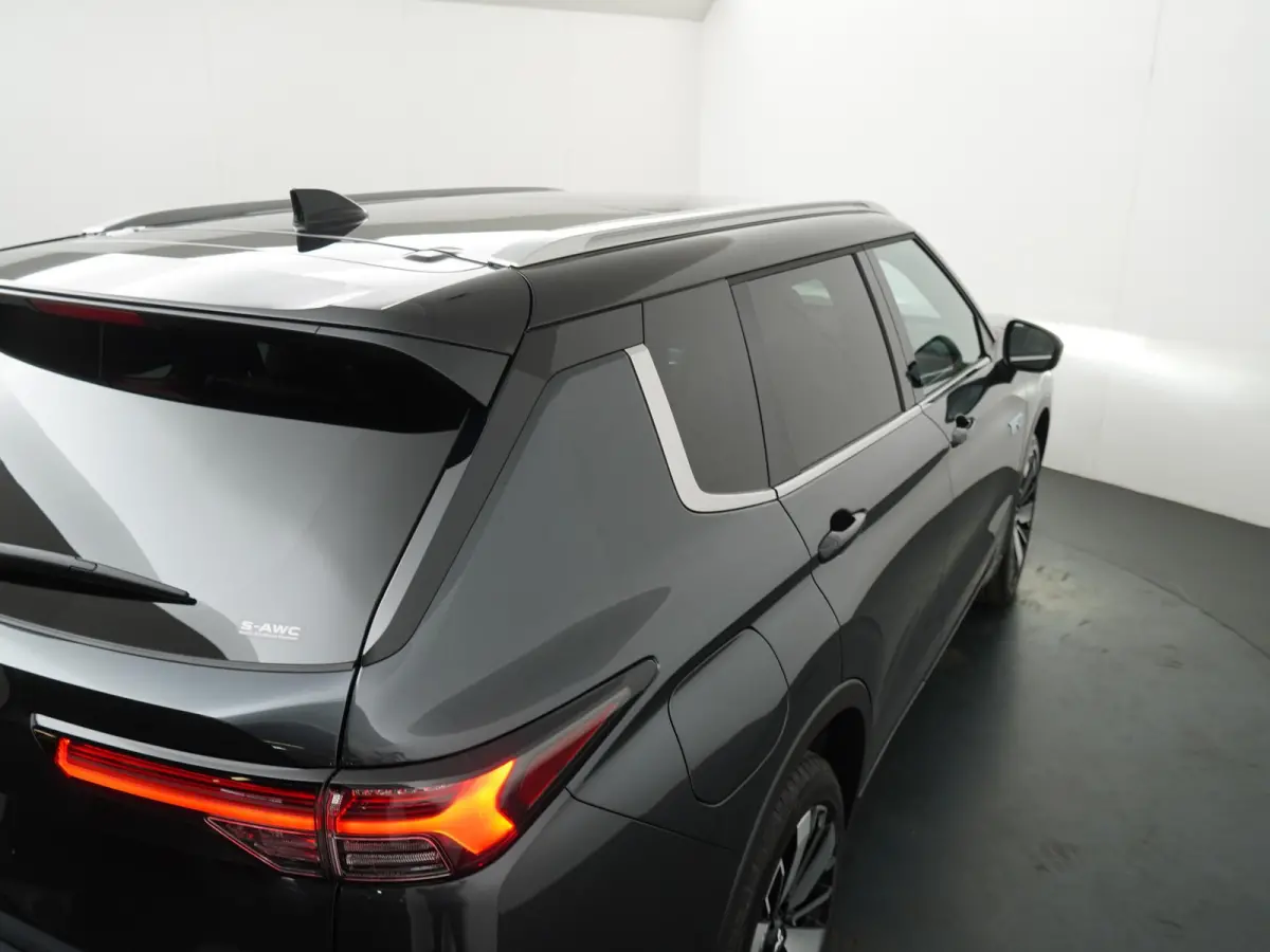 2.4 PHEV Instyle+ | Cognac Leder | Panoramadak | Gevent. Leder |