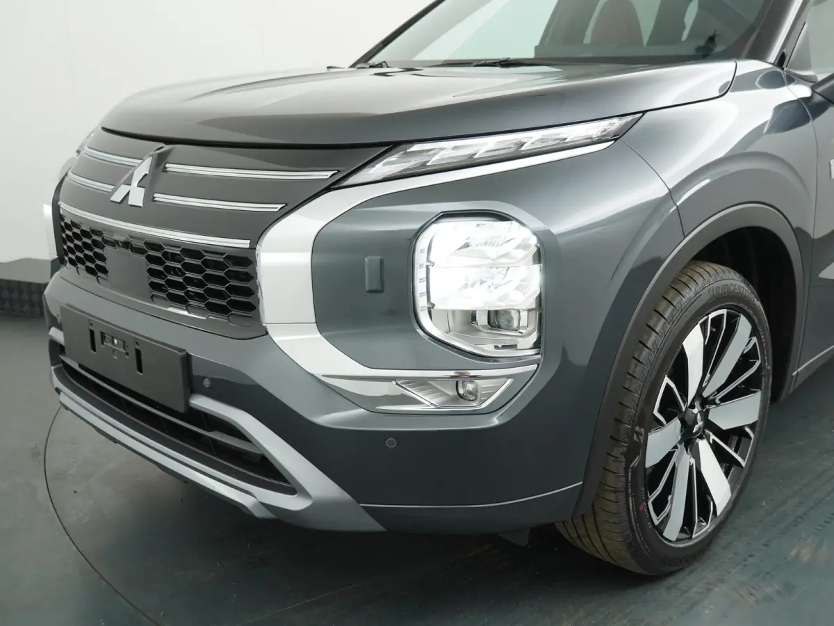 2.4 PHEV Instyle+ | Cognac Leder | Panoramadak | Gevent. Leder |