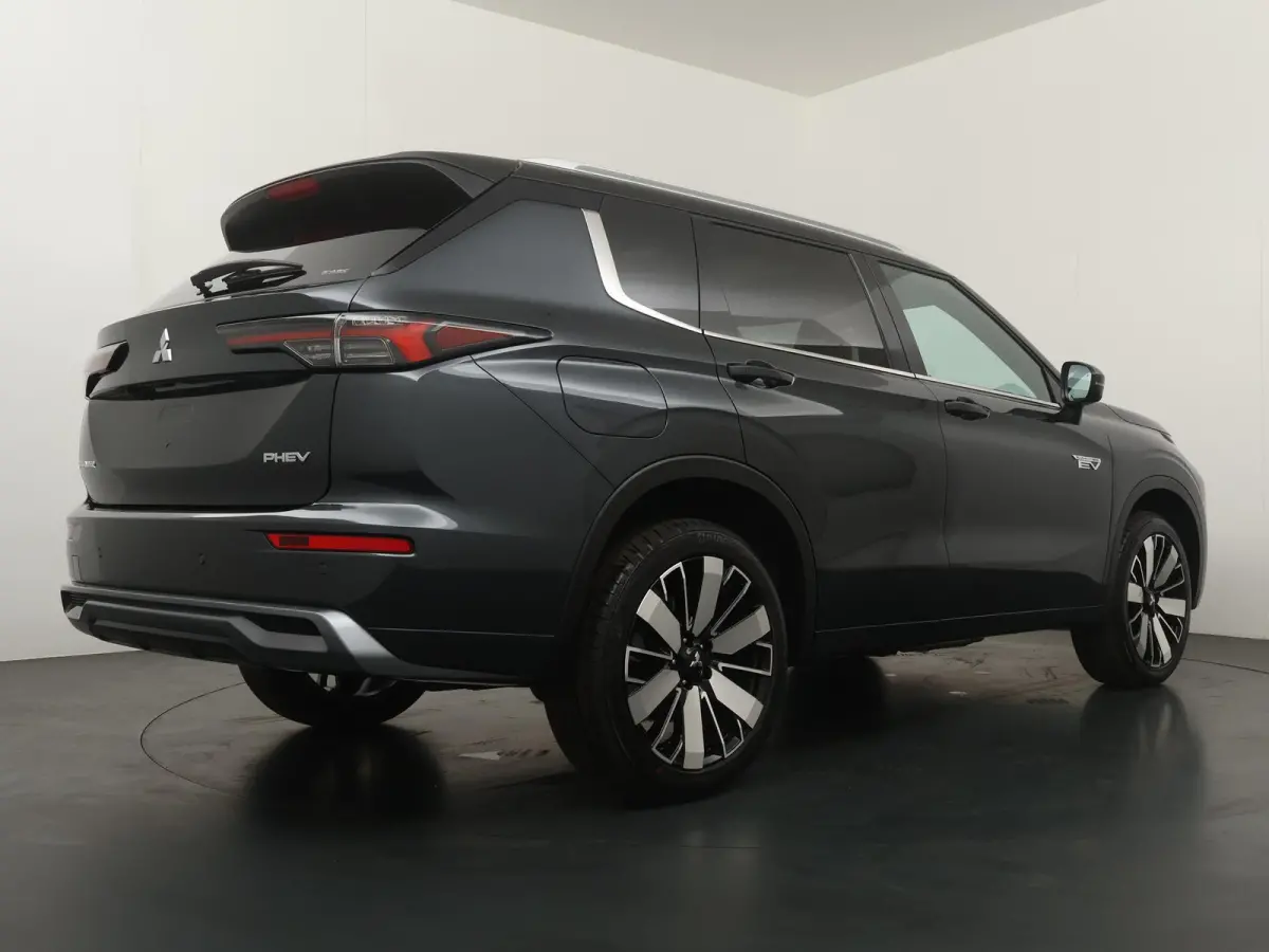 2.4 PHEV Instyle+ | Cognac Leder | Panoramadak | Gevent. Leder |