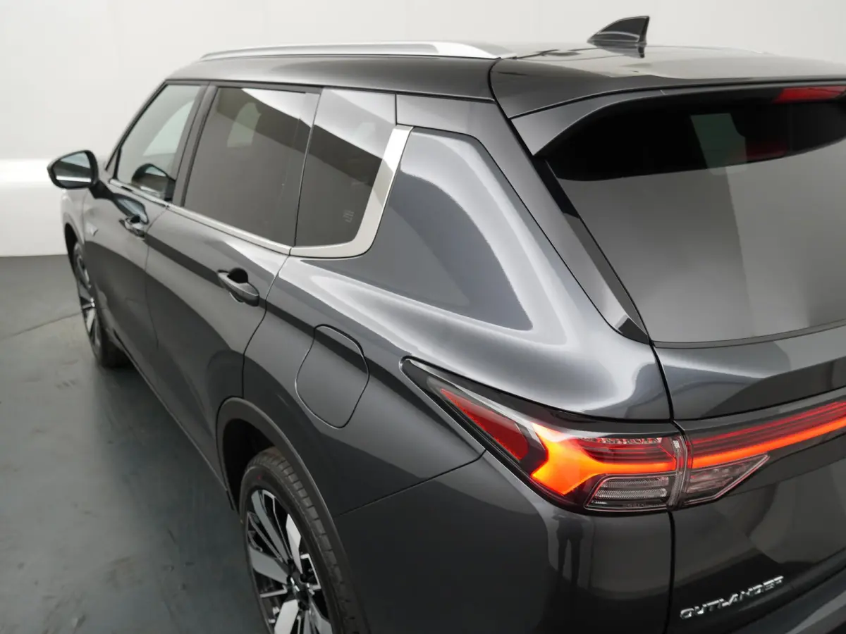 2.4 PHEV Instyle+ | Cognac Leder | Panoramadak | Gevent. Leder |