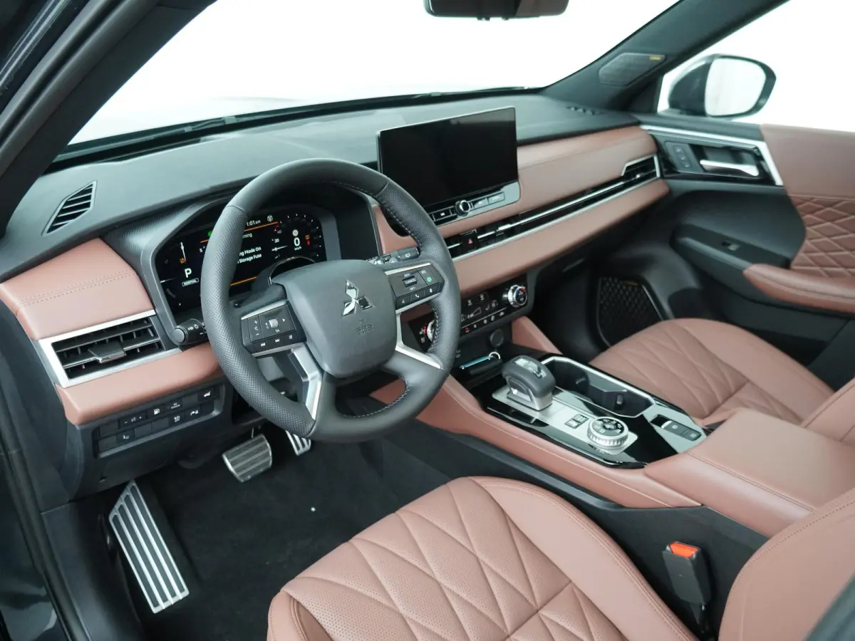 2.4 PHEV Instyle+ | Cognac Leder | Panoramadak | Gevent. Leder |