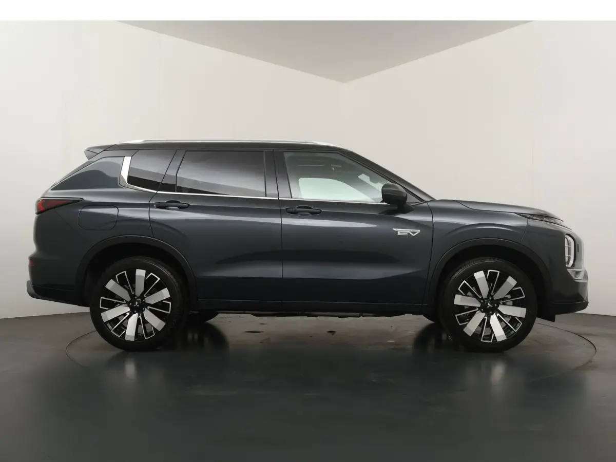 2.4 PHEV Instyle+ | Cognac Leder | Panoramadak | Gevent. Leder |