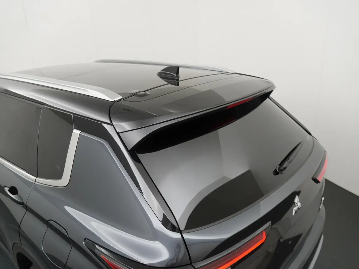 2.4 PHEV Instyle+ | Cognac Leder | Panoramadak | Gevent. Leder |