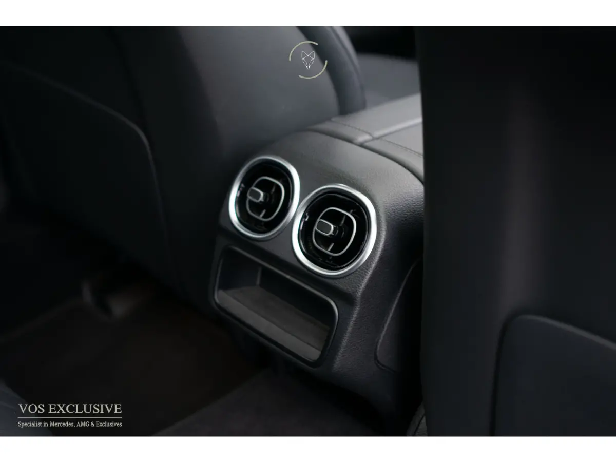 300 AMG Night Massage|ACC|Keyless|Pano|360°|Soundsysteem|LED|19"|New Service