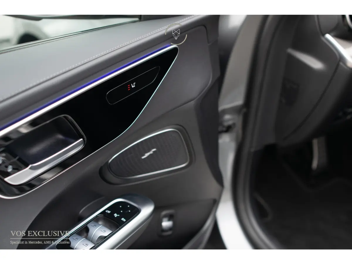 300 AMG Night Massage|ACC|Keyless|Pano|360°|Soundsysteem|LED|19"|New Service
